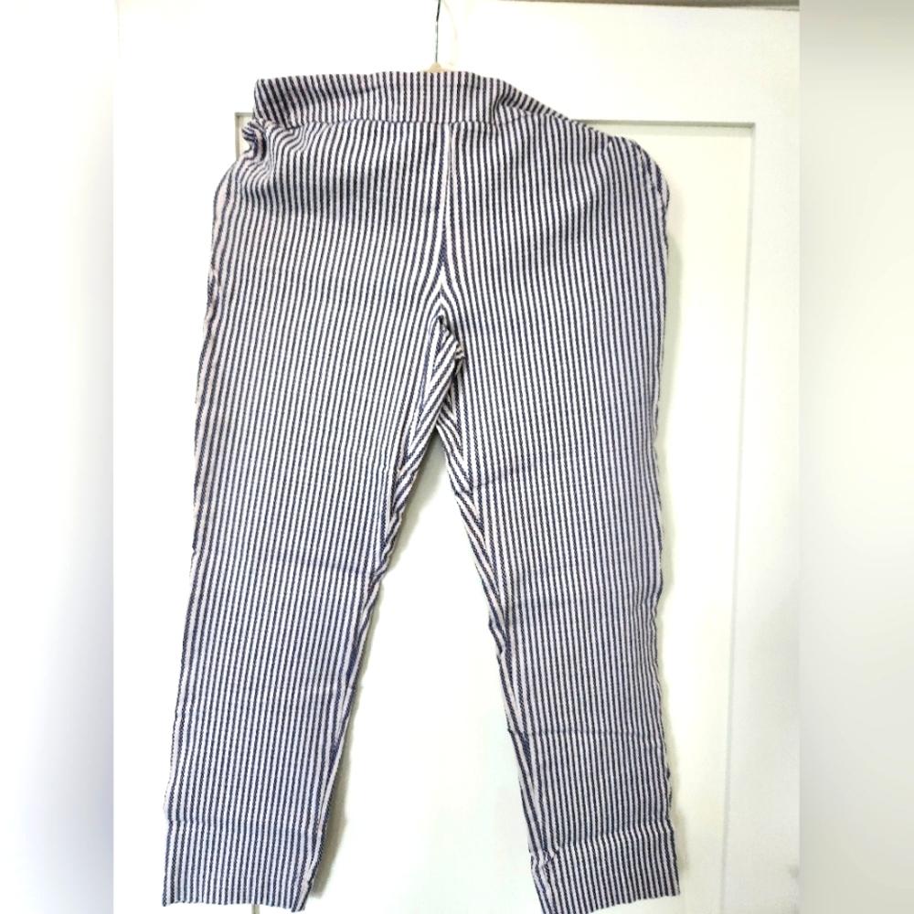 Ankle pinstripe pants